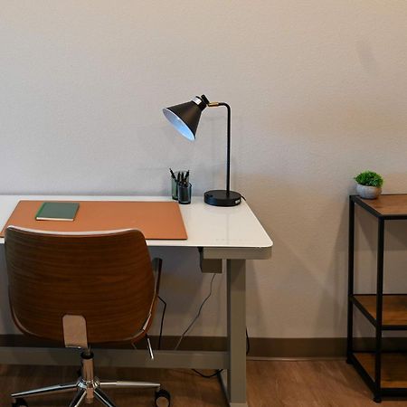 2 Bedroom Brand New Apartment Near Mayo, Park Free Rochester Kültér fotó
